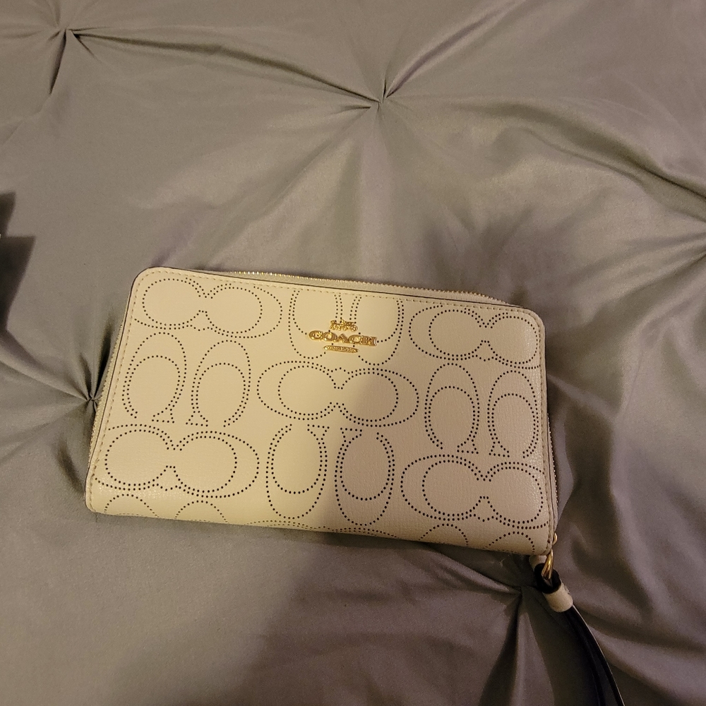 White Coach wallet